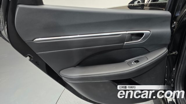 Hyundai Sonata 2023 — photo 14