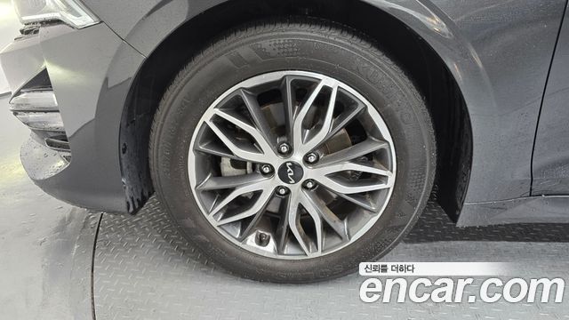 Kia K5 2023 — photo 5