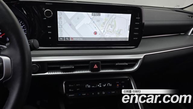 Kia K5 2023 — photo 21