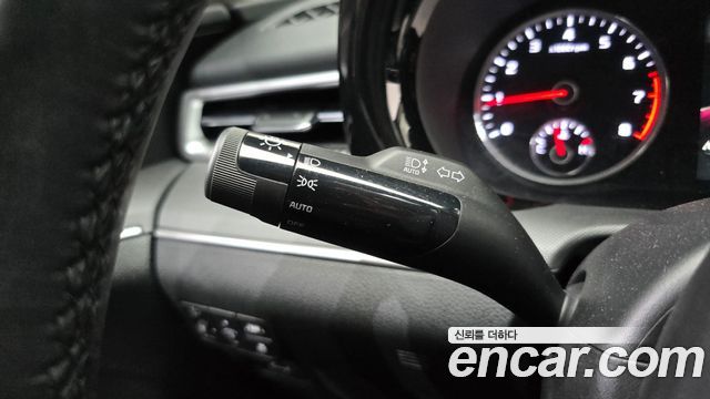 Kia K5 2023 — photo 25