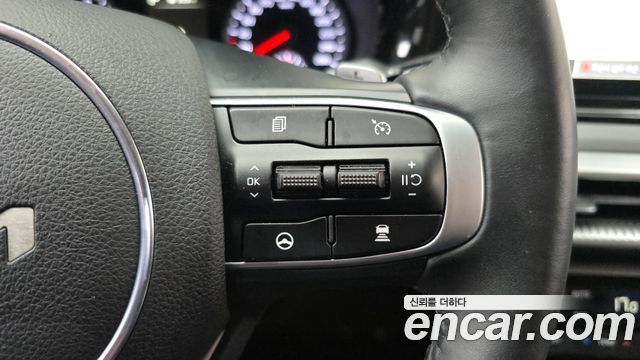 Kia K5 2023 — photo 26
