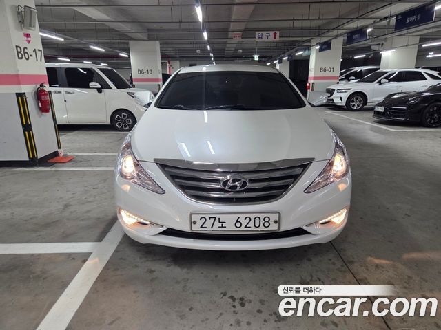 Hyundai Sonata 2014 — photo 1