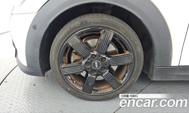 Mini Cooper Convertible 2022 — photo 5