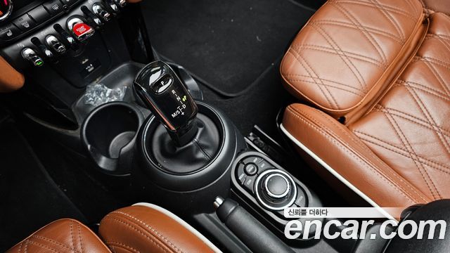 Mini Cooper Convertible 2022 — photo 12