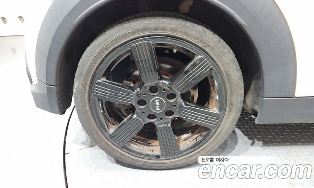 Mini Cooper Convertible 2022 — photo 7