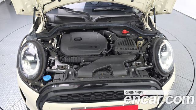 Mini Cooper Convertible 2022 — photo 6