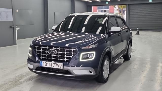 Hyundai Venue 2022 — photo 1