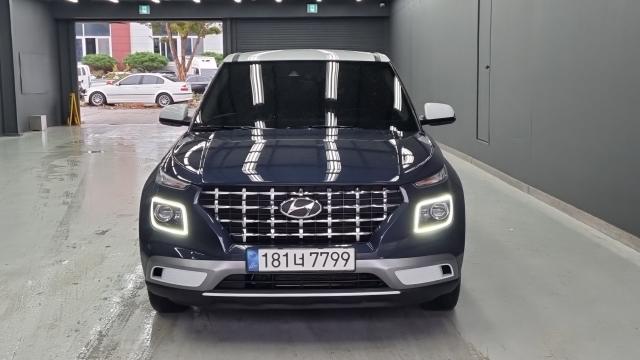 Hyundai Venue 2022 — photo 3