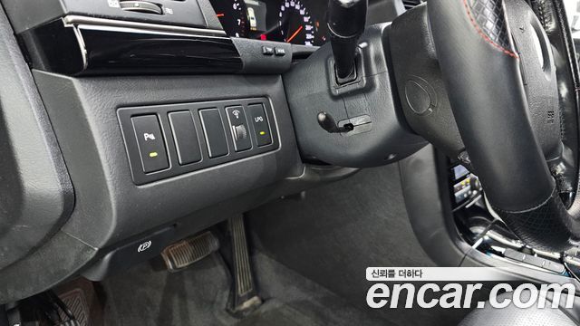 Kia OPIRUS 2010 — photo 19