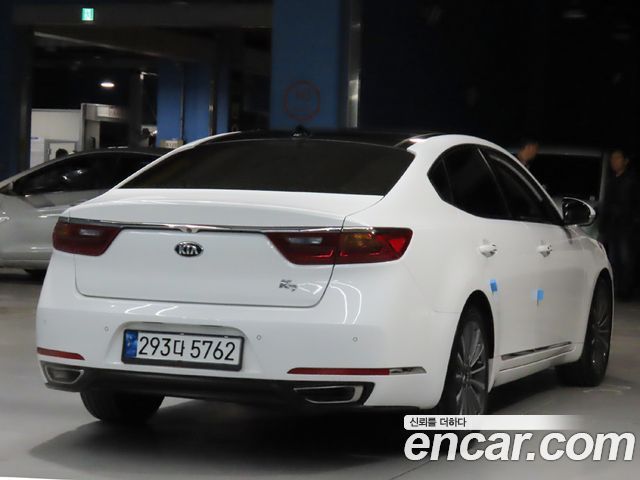 Kia K7 2018 — photo 2
