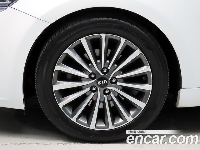 Kia K7 2018 — photo 5