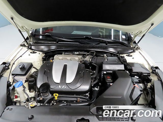 Kia K7 2018 — photo 6
