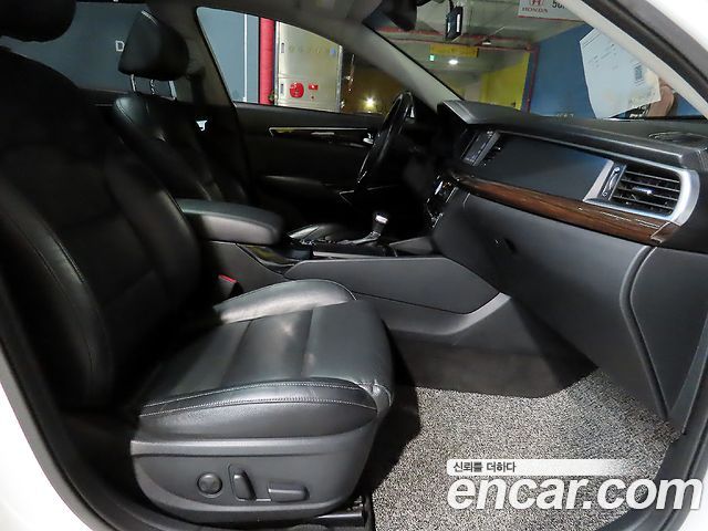 Kia K7 2018 — photo 12