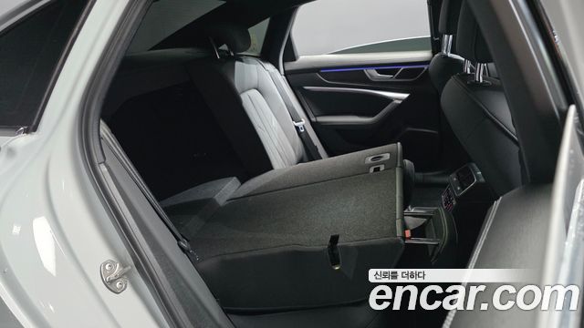 Audi A6 2021 — photo 19