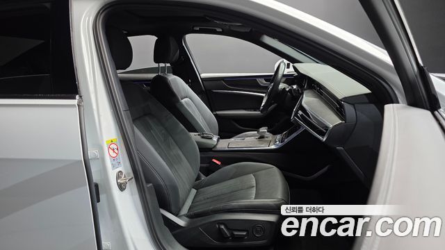 Audi A6 2021 — photo 16