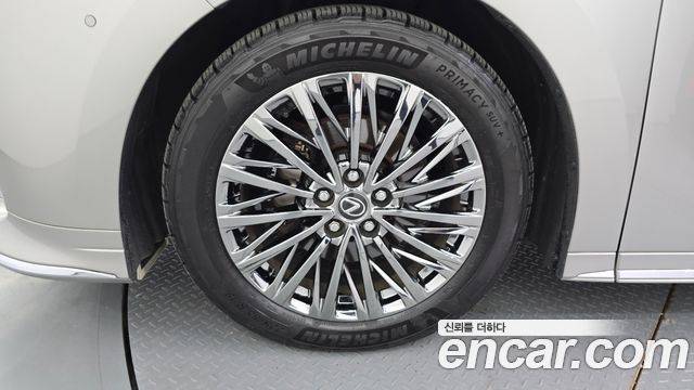 Lexus LM 2025 — photo 5