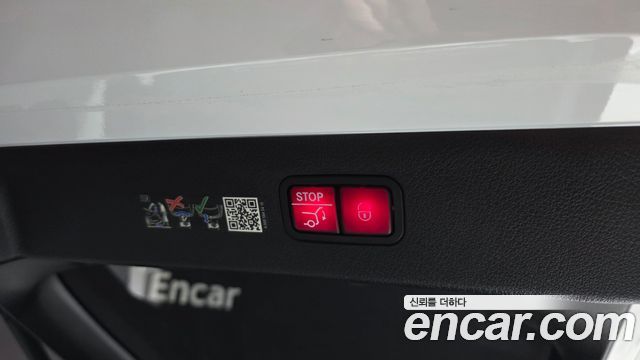 Mercedes-Benz EQS 2023 — photo 17