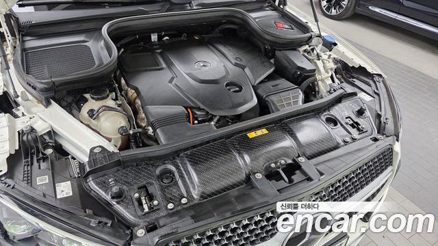 Mercedes-Benz GLE-Class 2024 — photo 6