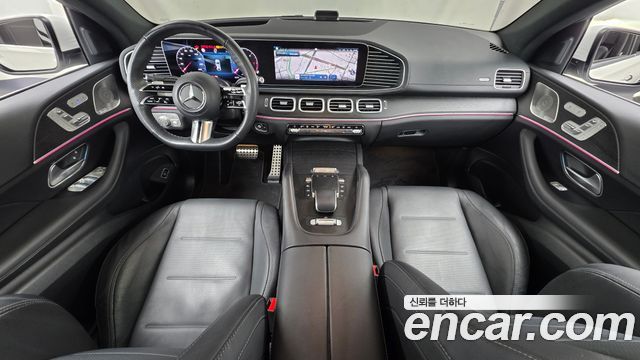 Mercedes-Benz GLE-Class 2024 — photo 10