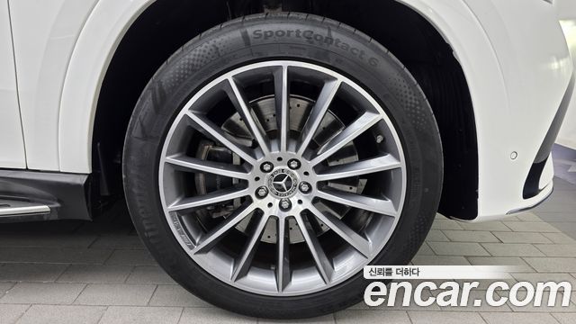 Mercedes-Benz GLE-Class 2024 — photo 7