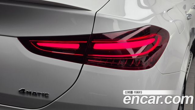Mercedes-Benz GLE-Class 2024 — photo 9