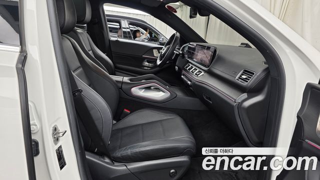Mercedes-Benz GLE-Class 2024 — photo 16