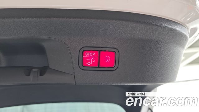Mercedes-Benz GLE-Class 2024 — photo 28