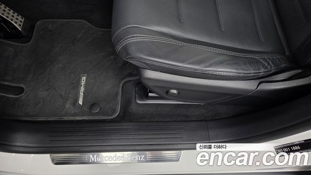 Mercedes-Benz GLE-Class 2024 — photo 30