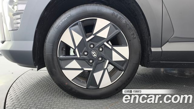 Hyundai Kona 2025 — photo 5
