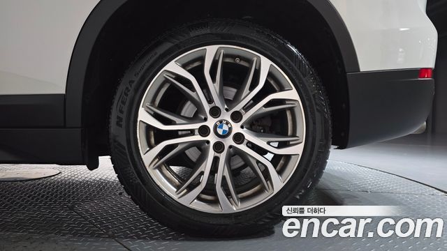 BMW X1 2019 — photo 7