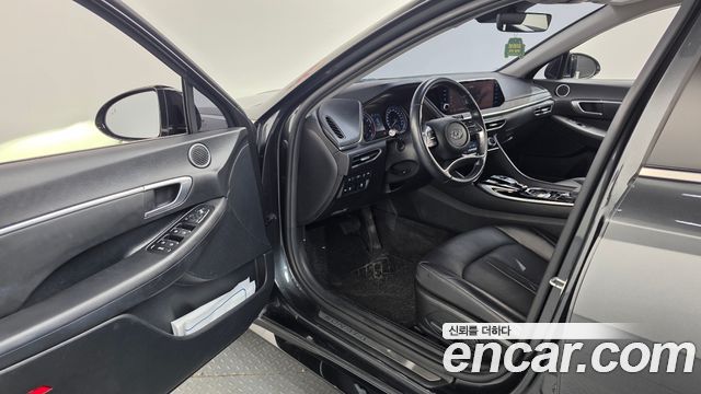 Hyundai Sonata 2021 — photo 13