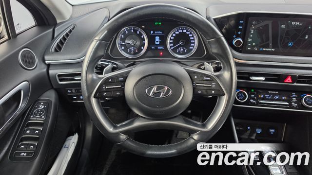 Hyundai Sonata 2021 — photo 18