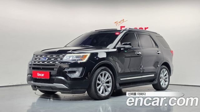 Ford Explorer 2017 — photo 1