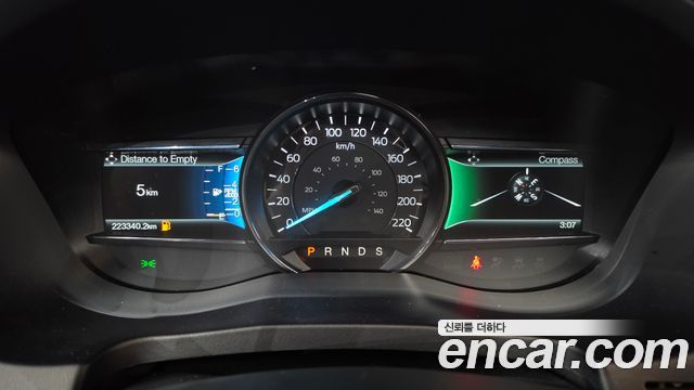 Ford Explorer 2017 — photo 8