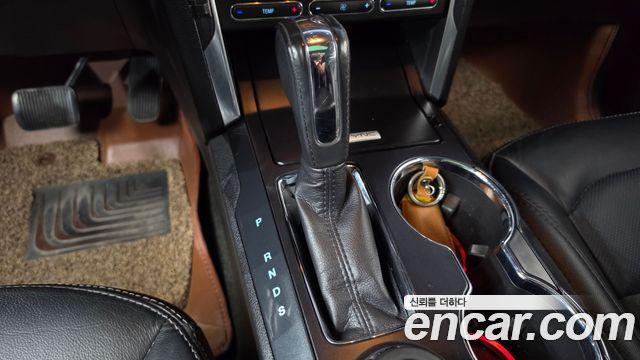 Ford Explorer 2017 — photo 9