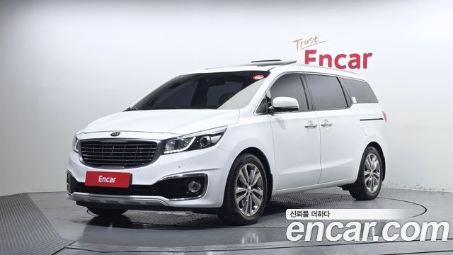 Kia Canival 2018 — photo 1