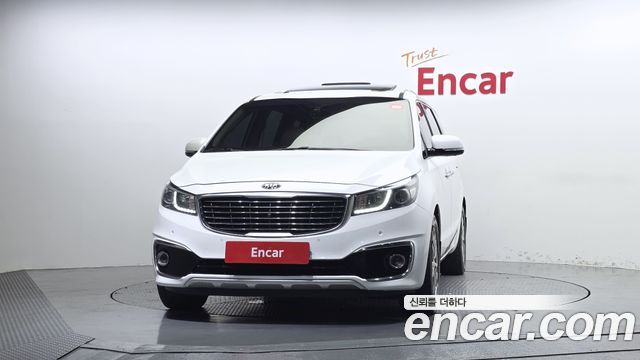 Kia Canival 2018 — photo 3