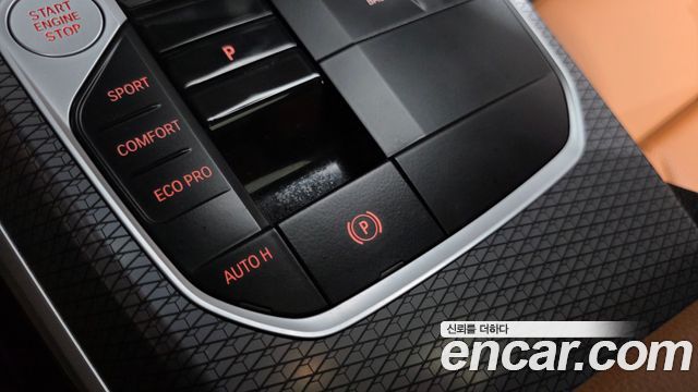 BMW 3-Series 2024 — photo 22