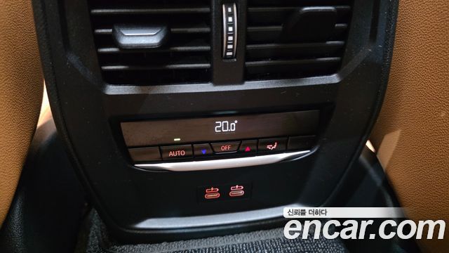 BMW 3-Series 2024 — photo 30