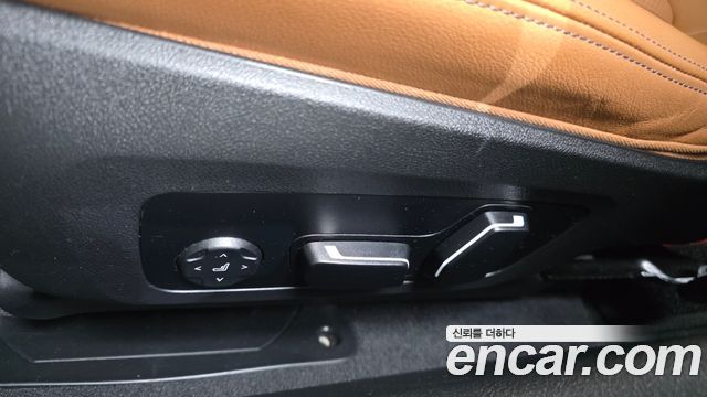 BMW 3-Series 2024 — photo 31