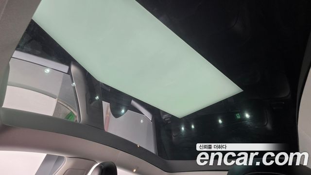 Tesla Model Y 2022 — photo 19