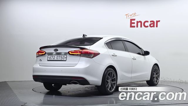 Kia K3 2016 — photo 2