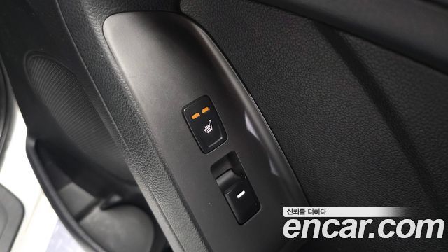 Kia K3 2016 — photo 19