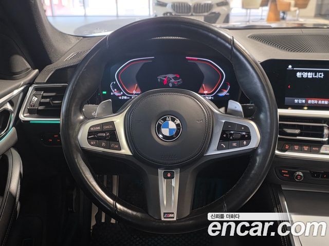 BMW 4-Series 2022 — photo 10