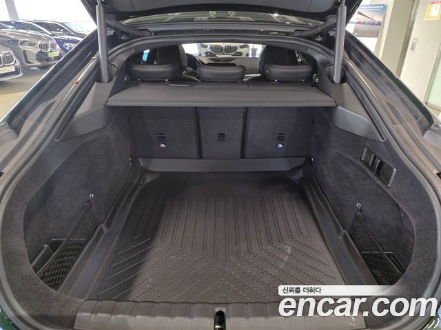 BMW 4-Series 2022 — photo 13