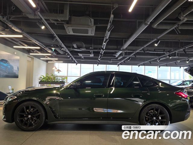 BMW 4-Series 2022 — photo 14