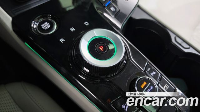 Kia Sportage 2022 — photo 12