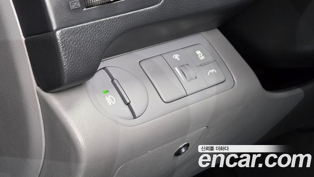 Hyundai Starex 2015 — photo 15