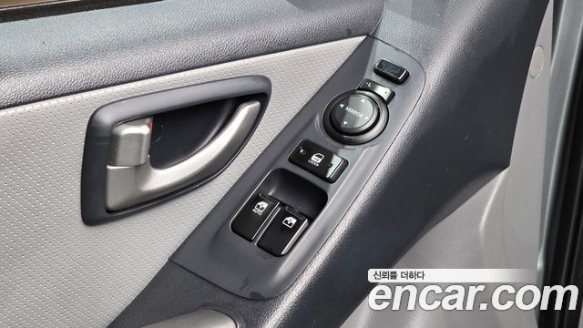 Hyundai Starex 2015 — photo 16