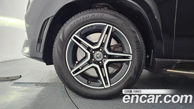 Mercedes-Benz GLE-Class 2021 — photo 5